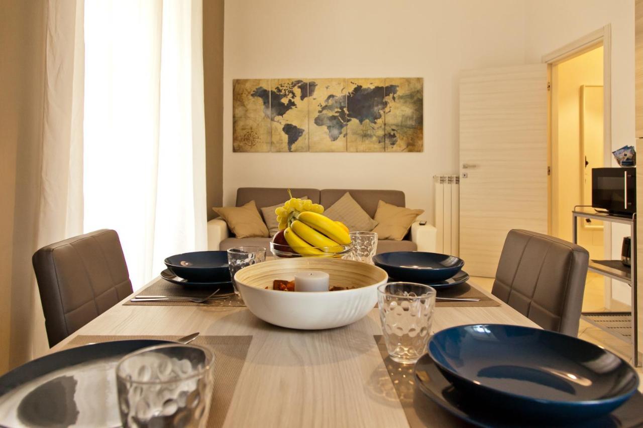 Le Corti Di Napoli Apartments Экстерьер фото