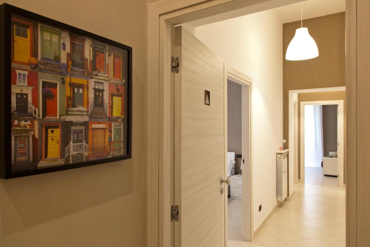 Le Corti Di Napoli Apartments Экстерьер фото